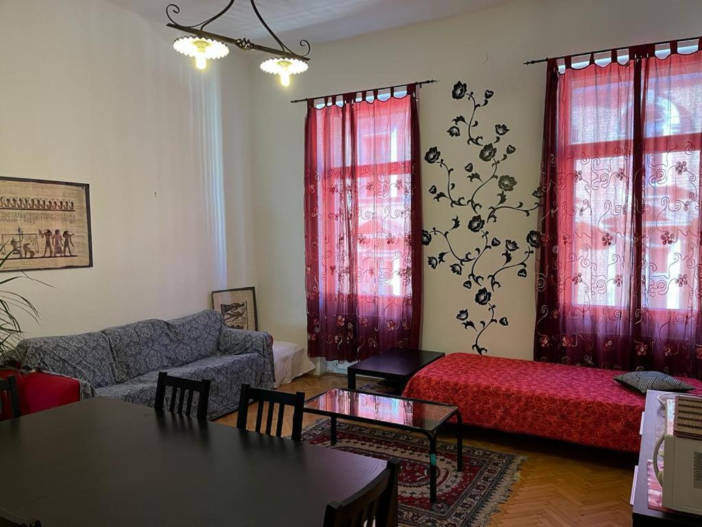 Anna 2 Bedrooms 2 Bathrooms 6 Bikes Будапеща Екстериор снимка