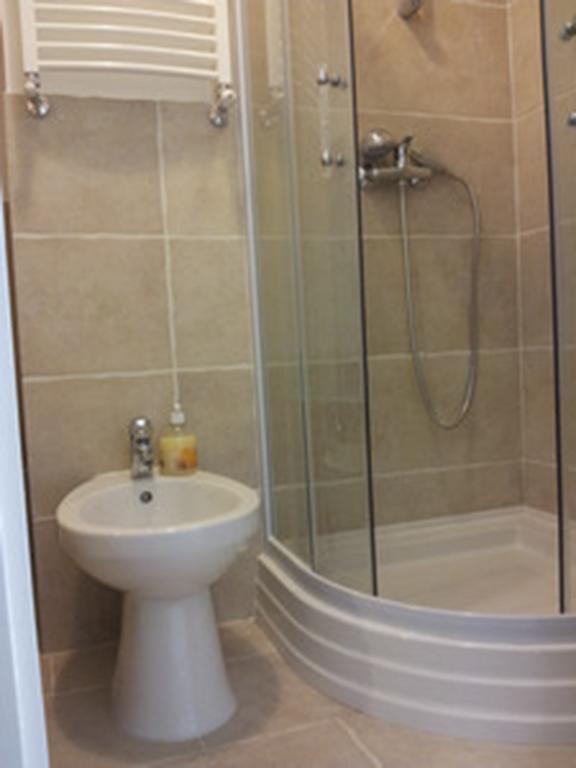 Anna 2 Bedrooms 2 Bathrooms 6 Bikes Будапеща Стая снимка