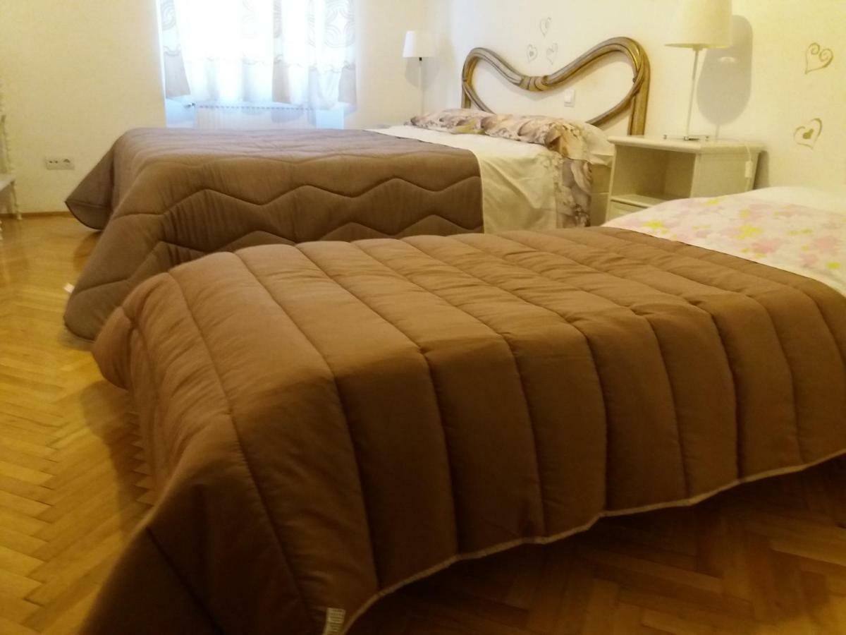 Anna 2 Bedrooms 2 Bathrooms 6 Bikes Будапеща Екстериор снимка